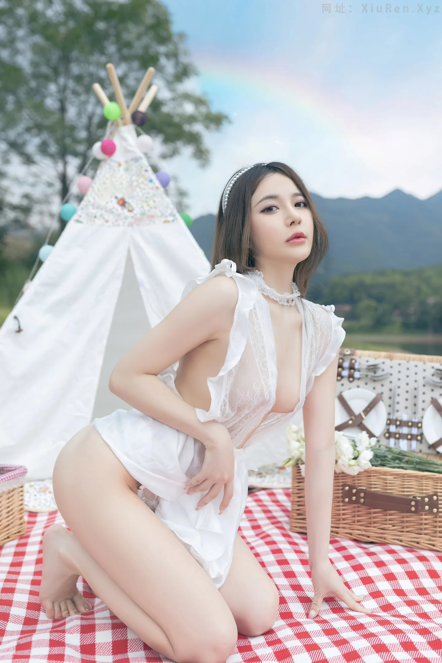 FW0210-鱼子酱Fish-长湖畔野餐番外-116P-秀人网 - XiuRen.Pro