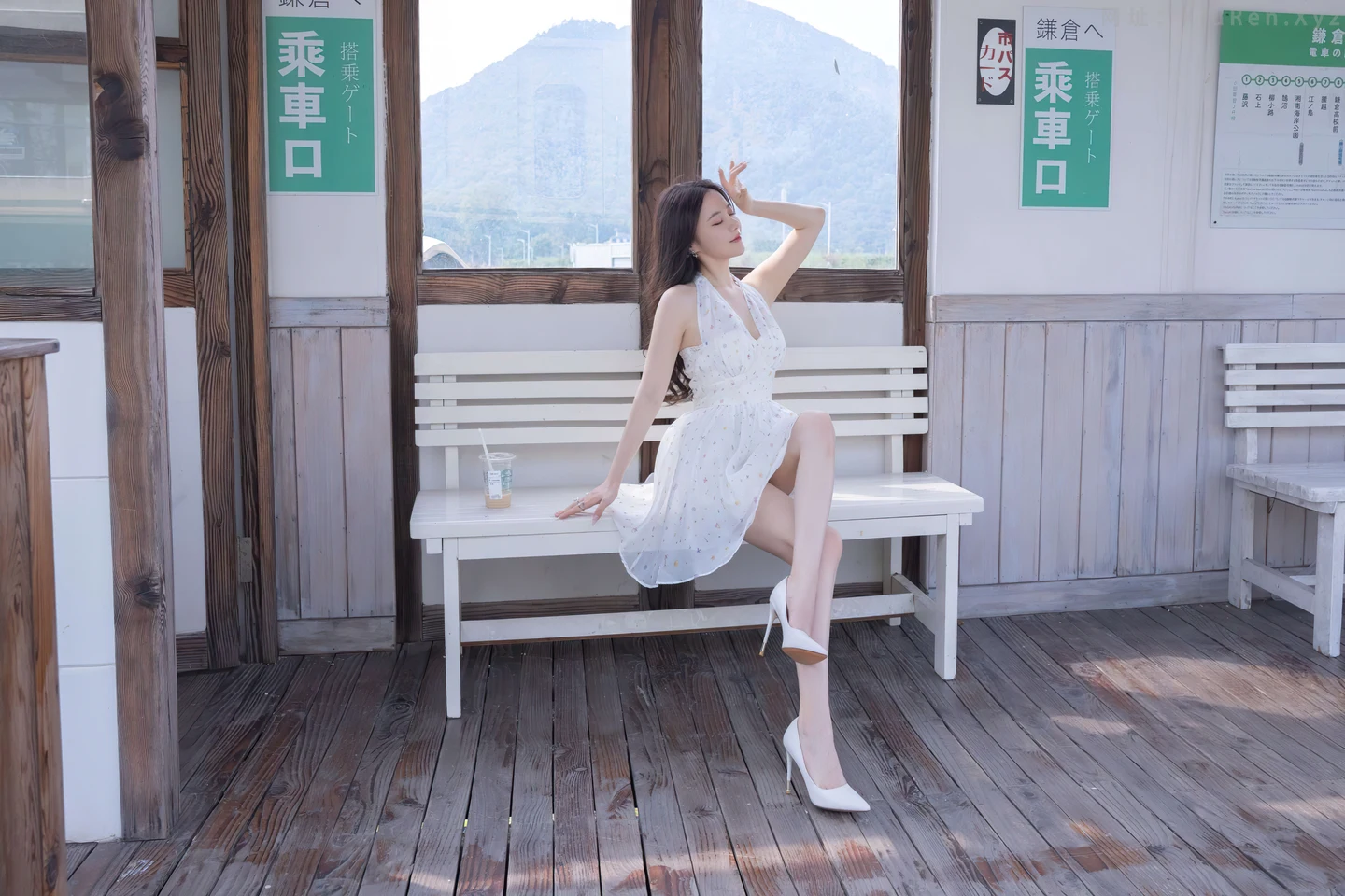 图片[2]-FW0228-鱼子酱-风吹过想你的车站-120P-秀人网 - XiuRen.Pro