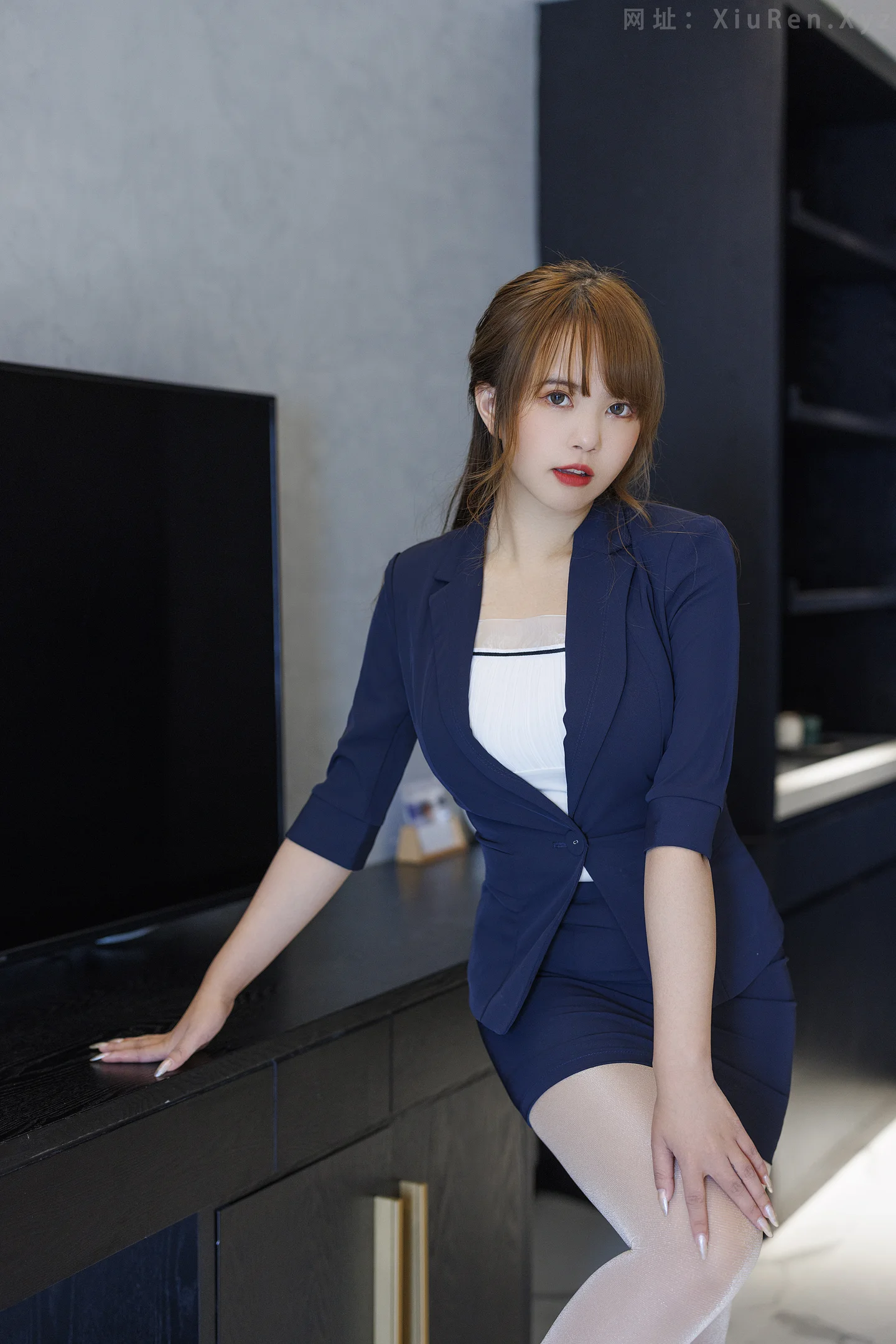 FW0240-张思允-蓝色制服-53P-秀人网 - XiuRen.Pro