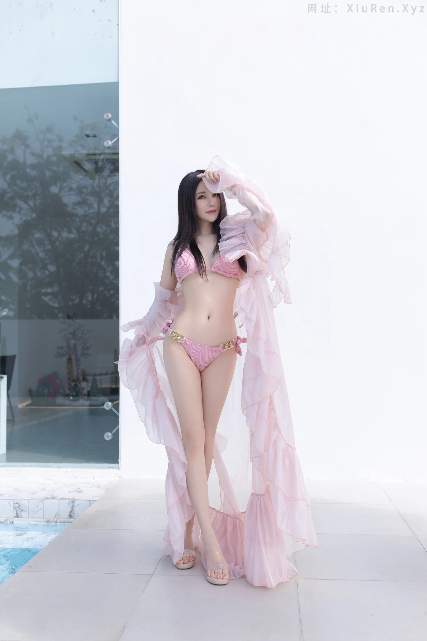 FW0356-鱼子酱-粉色比基尼-124P-秀人网 - XiuRen.Pro