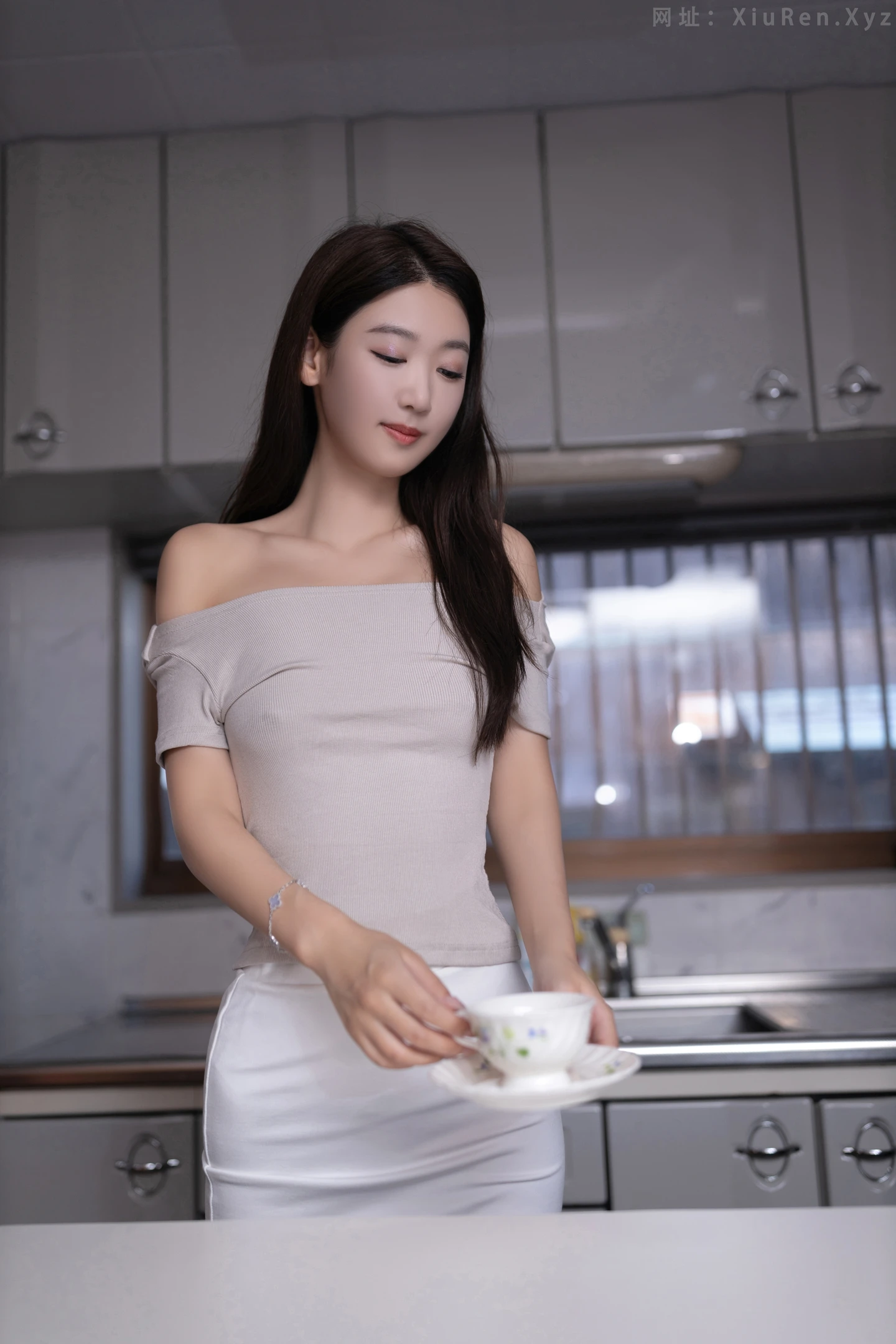 FW0368-唐安琪-维修冰箱-71P-秀人网 - XiuRen.Xyz