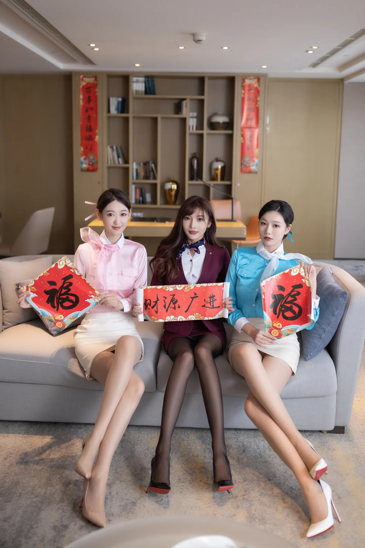 图片[2]-FW0373-陆萱萱&唐安琪&安然-三个空姐闹新春-80P-秀人网 - XiuRen.Pro