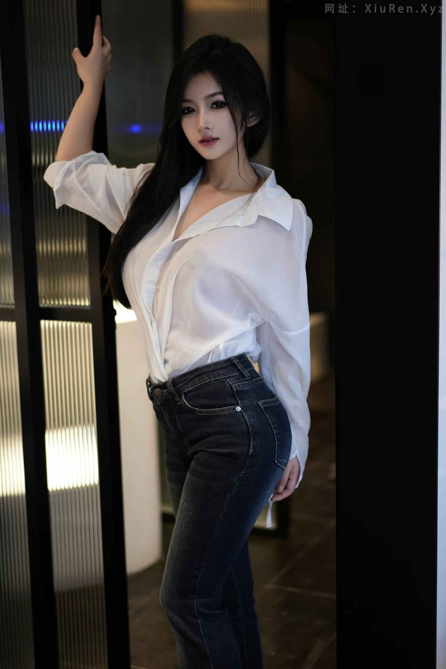 图片[3]-FW0383-妮小妖-牛仔裤-117P-秀人网 - XiuRen.Pro