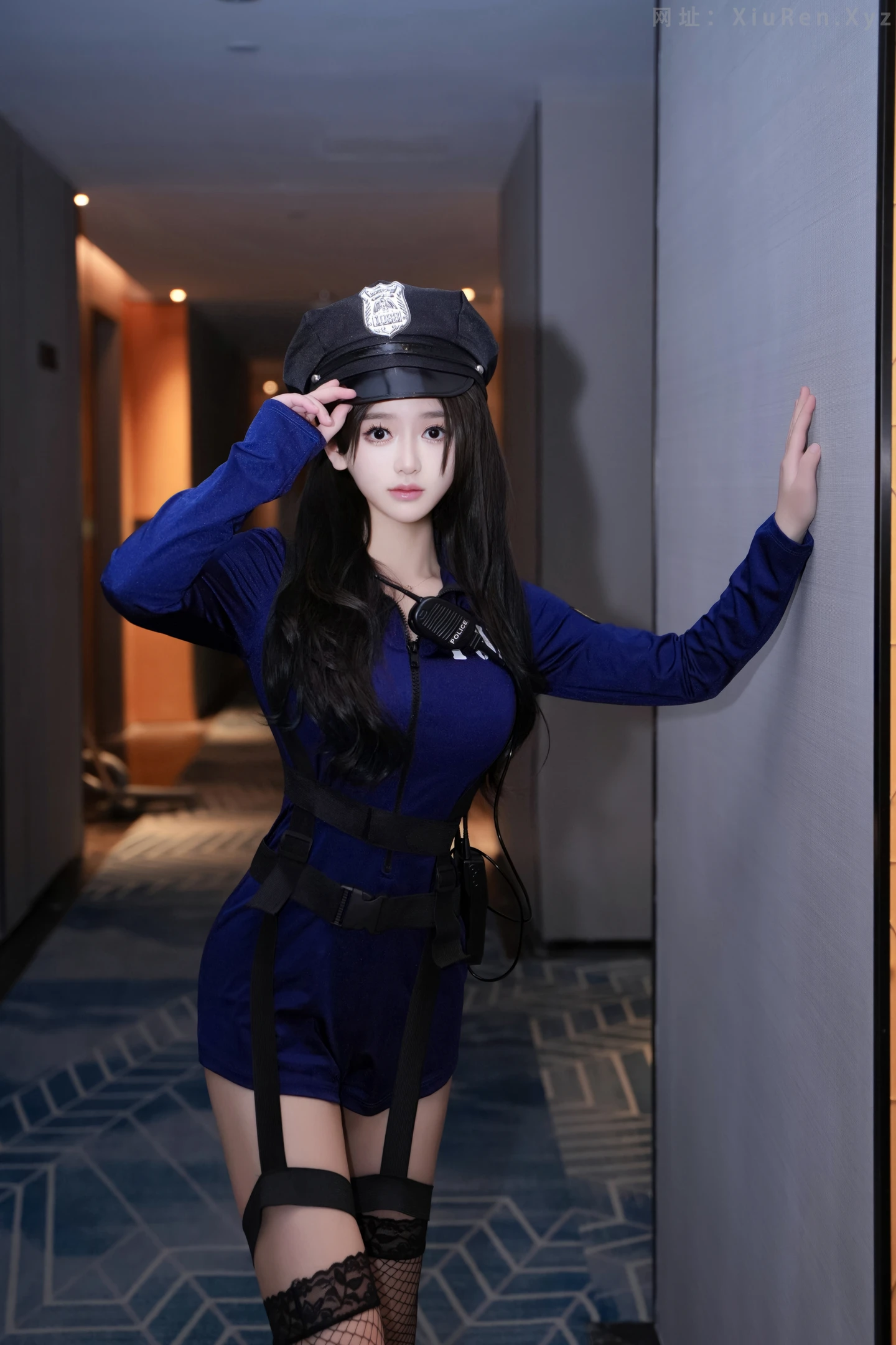 奶茶味的包子角色制服写真1