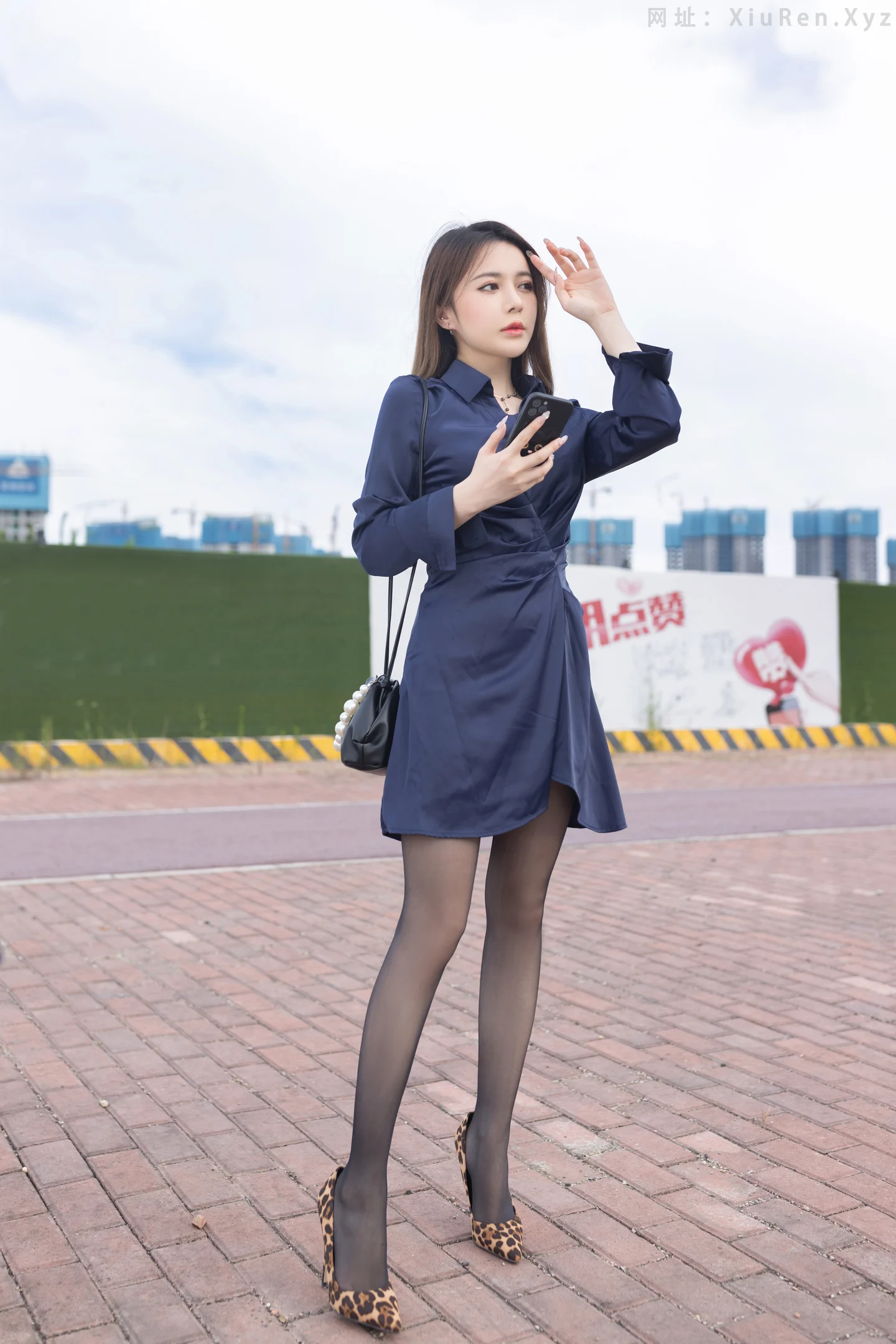 FW0411-鱼子酱-顺风车-82P-秀人网 - XiuRen.Pro