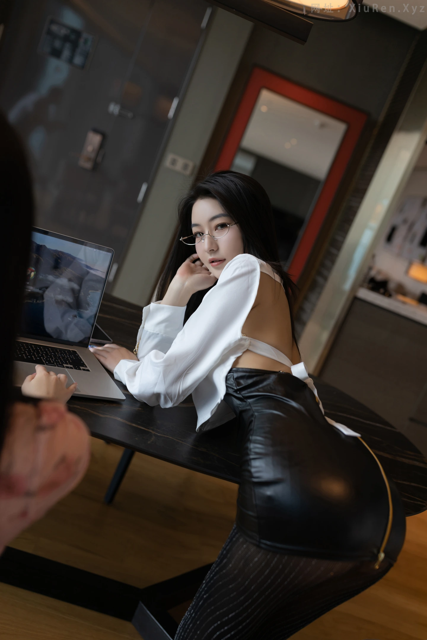 图片[2]-FW0511-谭小灵-韩式老师-78P-秀人网 - XiuRen.Pro