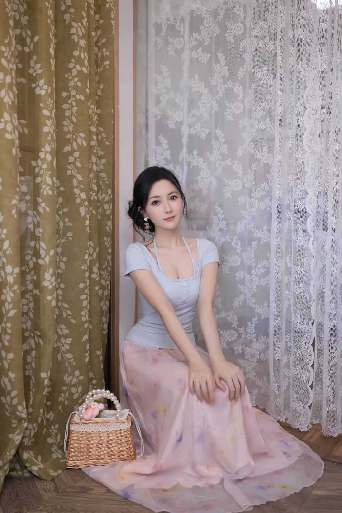 图片[2]-FW1050-鱼子酱Fish-120P-秀人网 - XiuRen.Pro
